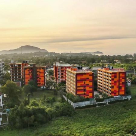 Naiharn Pearl Condo Hotel By Villacarte Nai Harn المظهر الخارجي الصورة