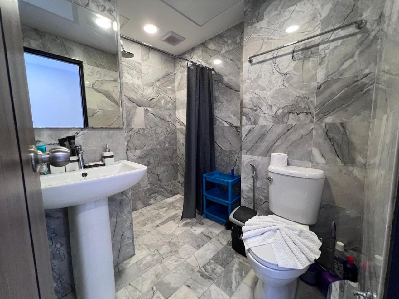 Naiharn Pearl Condo Hotel By Villacarte Nai Harn الغرفة الصورة