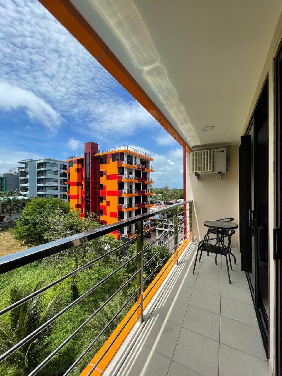 Naiharn Pearl Condo Hotel By Villacarte Nai Harn الغرفة الصورة